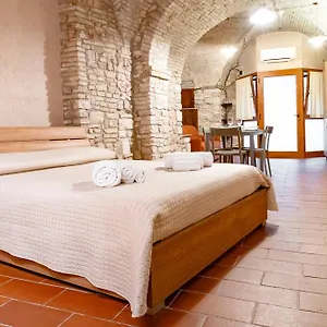 Casa vacanze Loft Nel Cuore Di - 50 Mt Da Carlo Acutis, Assisi